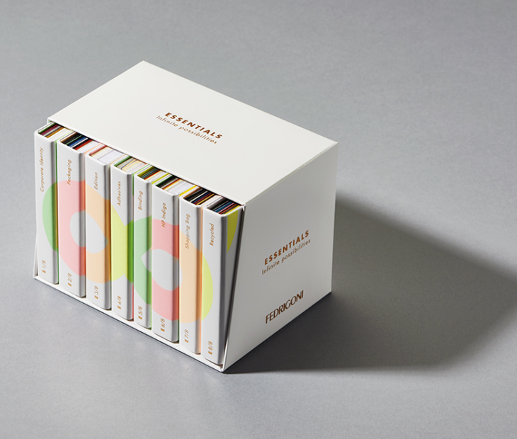 Chega o novo catálogo Essentials: 8 booklets, [∞] infinitas posibilidades Fedrigoni