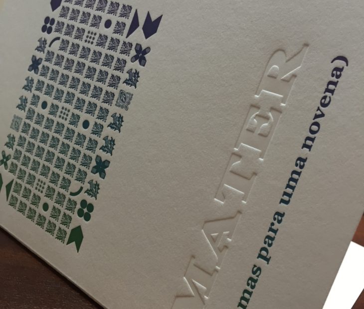 Caracter a caracter, se forma a palavra Mater.