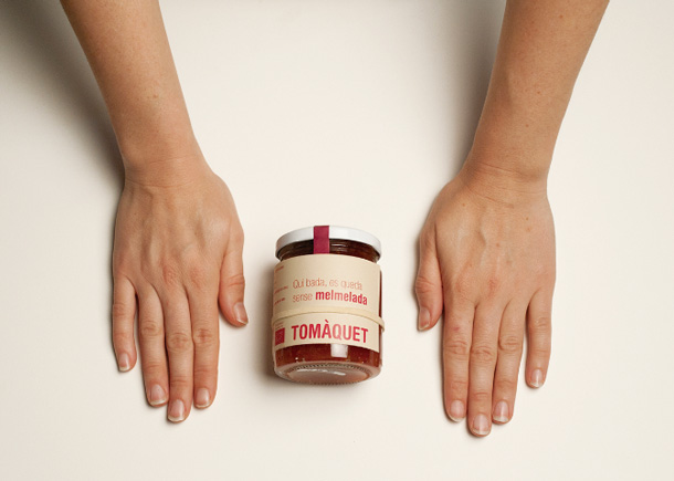 Uma embalagem ecológica ao natural, concebida por Núria Vila com papéis Fedrigoni