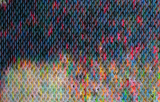 Consegue adivinhar o que representa esta obra tridimensional em papel?