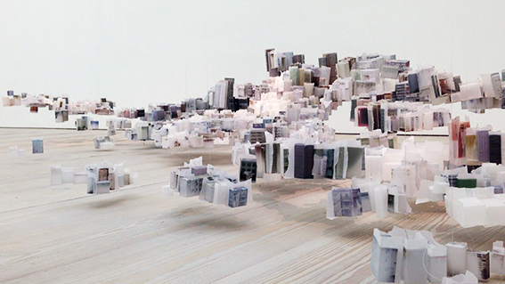 Uma cidade flutuante de papel?