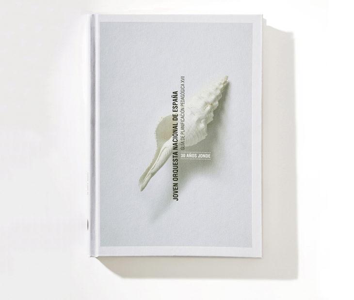 30 anos de boa música para ouvir num livro de Good Paper