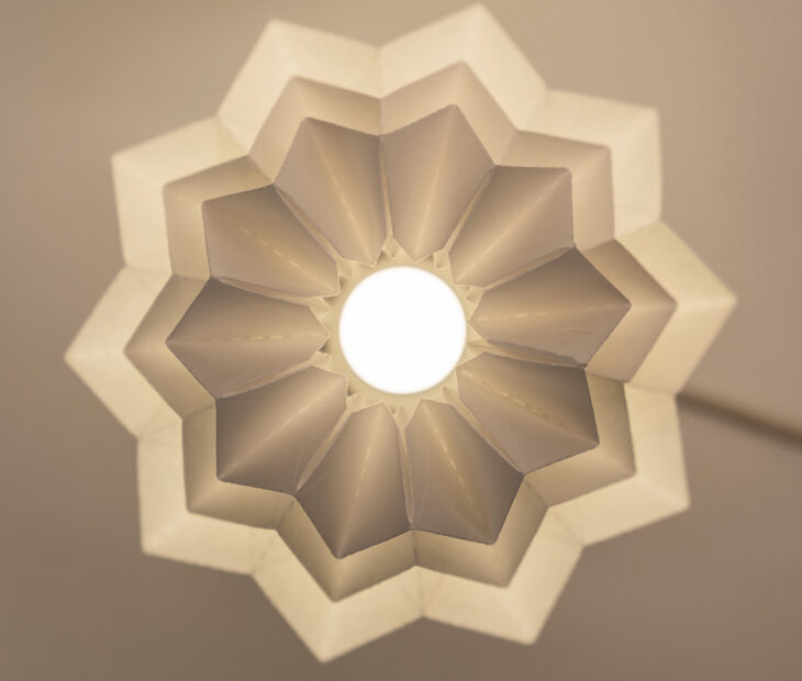 GEKKŌ BCN, candeeiros feitos com papéis Pergamenata Bianca